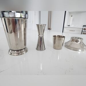 Nicole Miller Stainless Steel Mother of Pearl Tall Drink Cocktail Martini Shaker